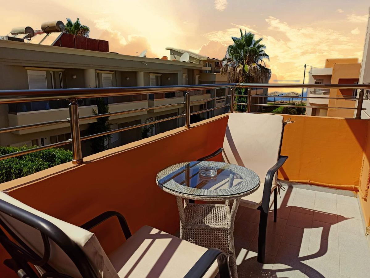 Hotel Mary Platanias  Bagian luar foto