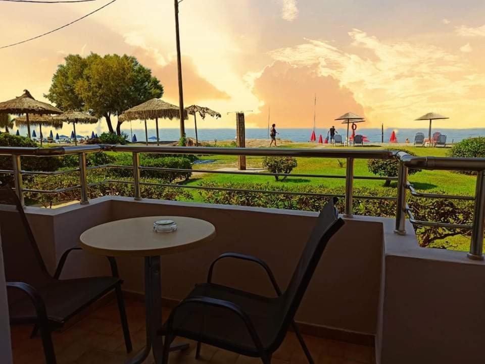 Hotel Mary Platanias  Bagian luar foto