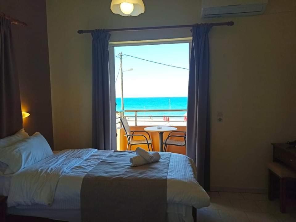Hotel Mary Platanias  Bagian luar foto