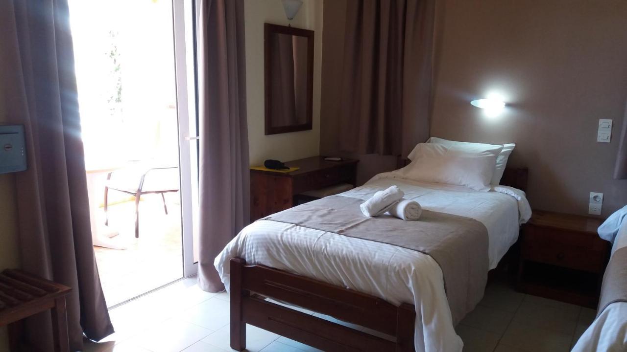 Hotel Mary Platanias  Bagian luar foto