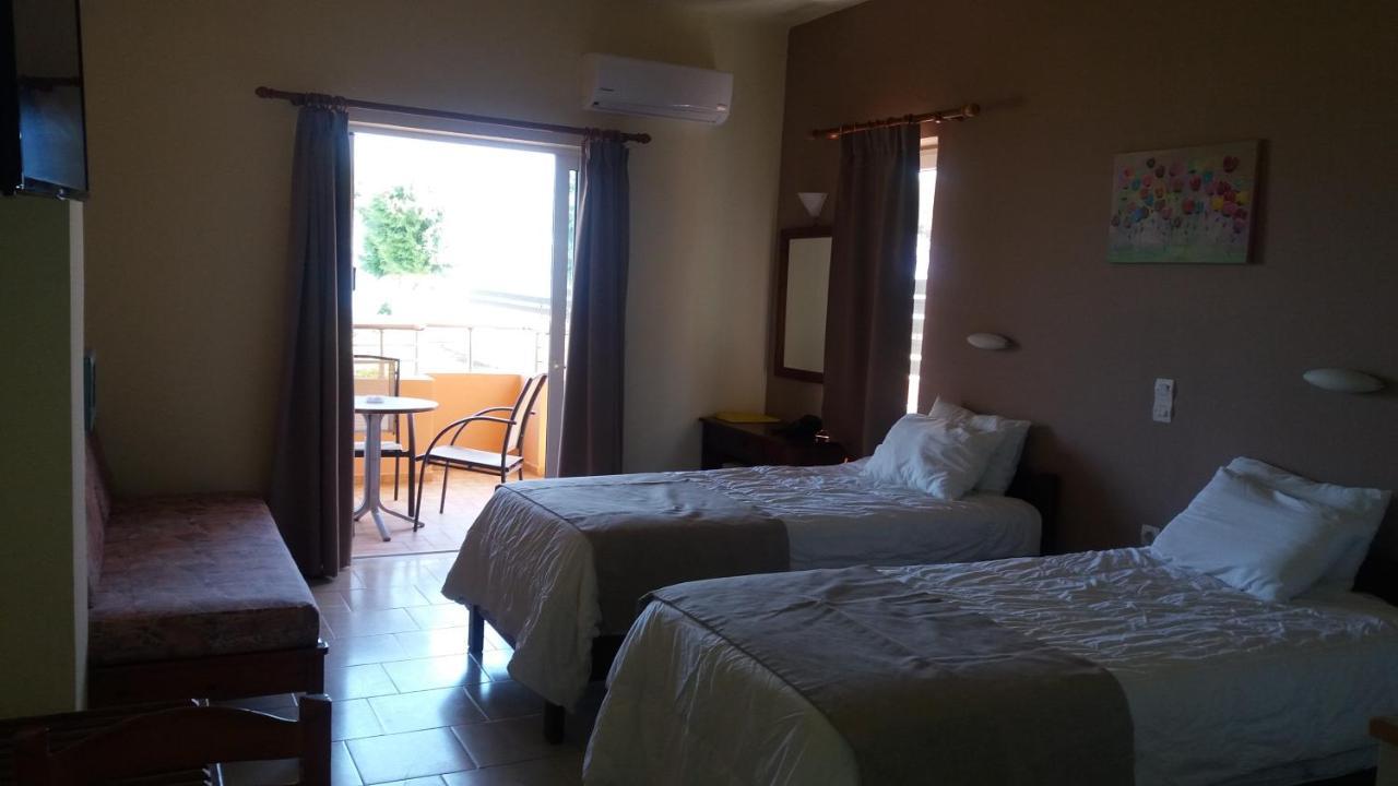 Hotel Mary Platanias  Bagian luar foto