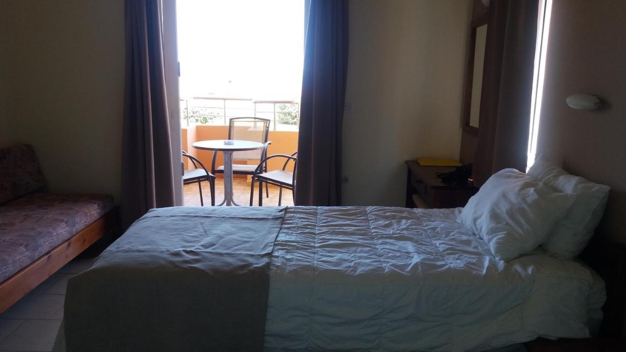 Hotel Mary Platanias  Bagian luar foto