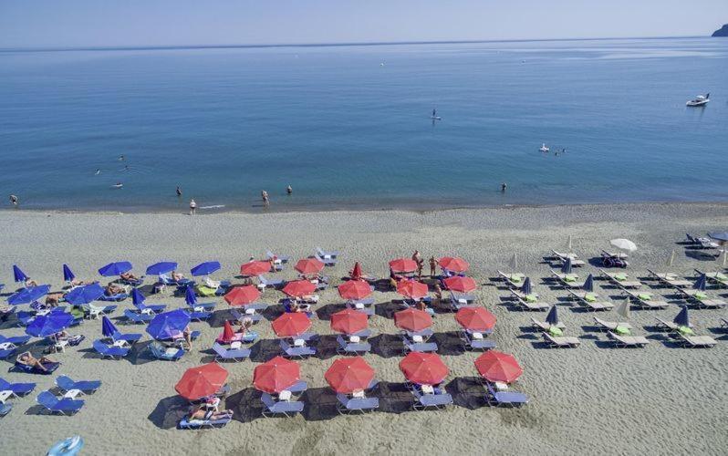 Hotel Mary Platanias  Bagian luar foto