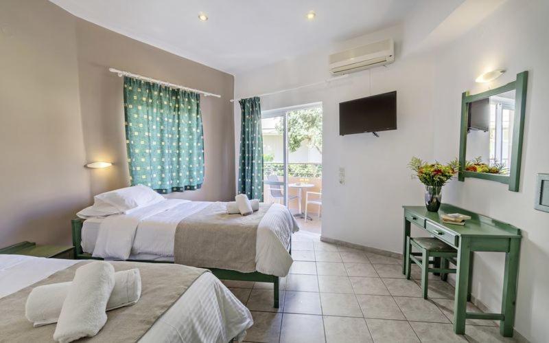 Hotel Mary Platanias  Bagian luar foto
